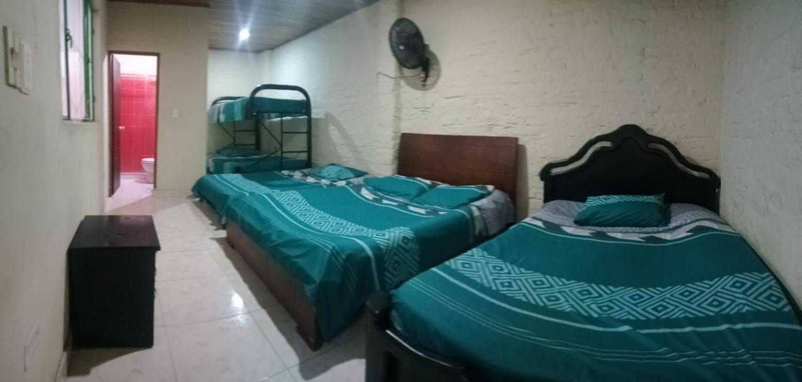 La Estacion Del Refugio Hotel จีราร์ดอท ภายนอก รูปภาพ